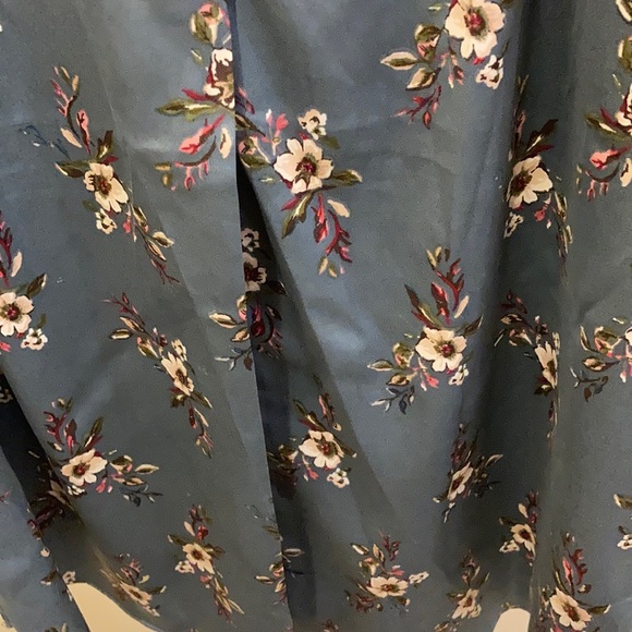 Pleated Shell - Picture 3 of 4